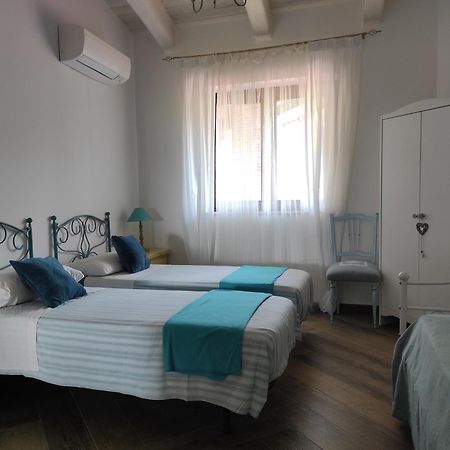ميركاتو سان سيفيرينو Caledonia B&B المظهر الخارجي الصورة