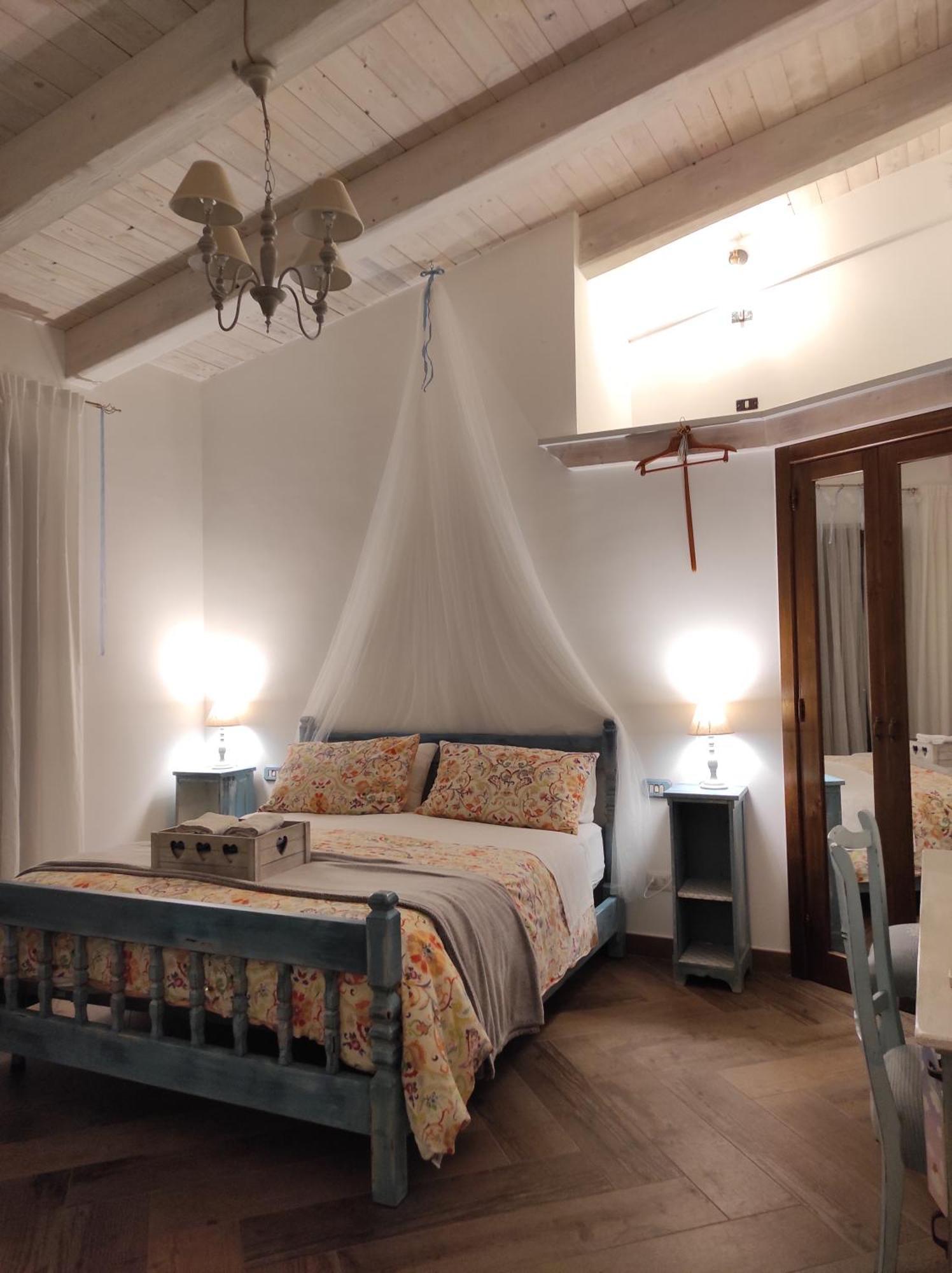 ميركاتو سان سيفيرينو Caledonia B&B المظهر الخارجي الصورة