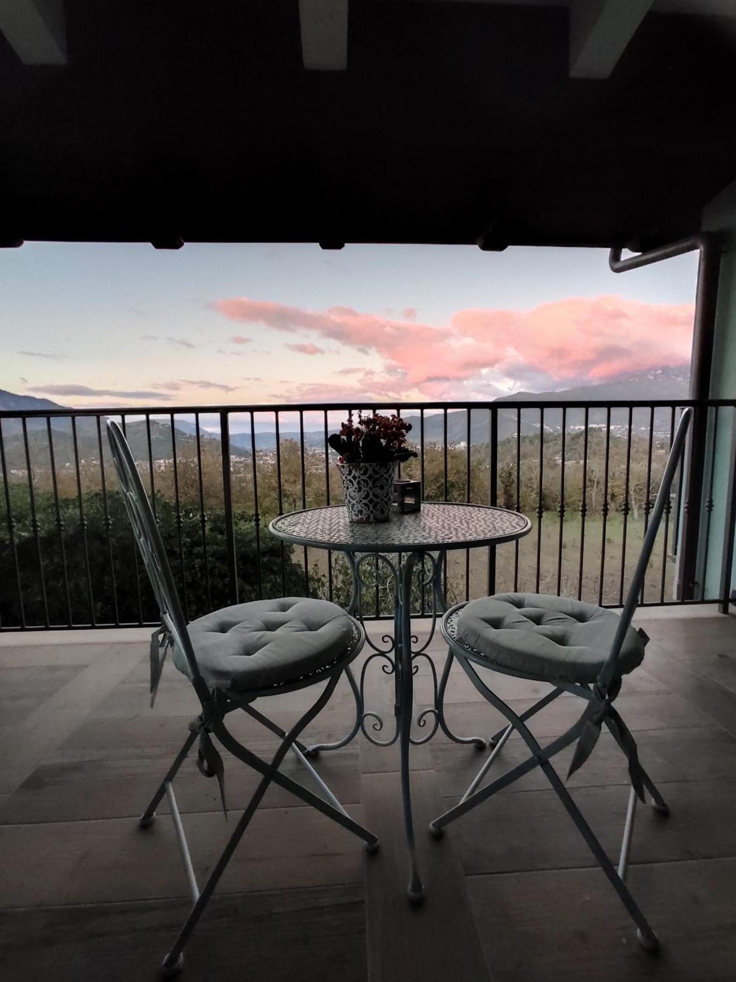 ميركاتو سان سيفيرينو Caledonia B&B المظهر الخارجي الصورة