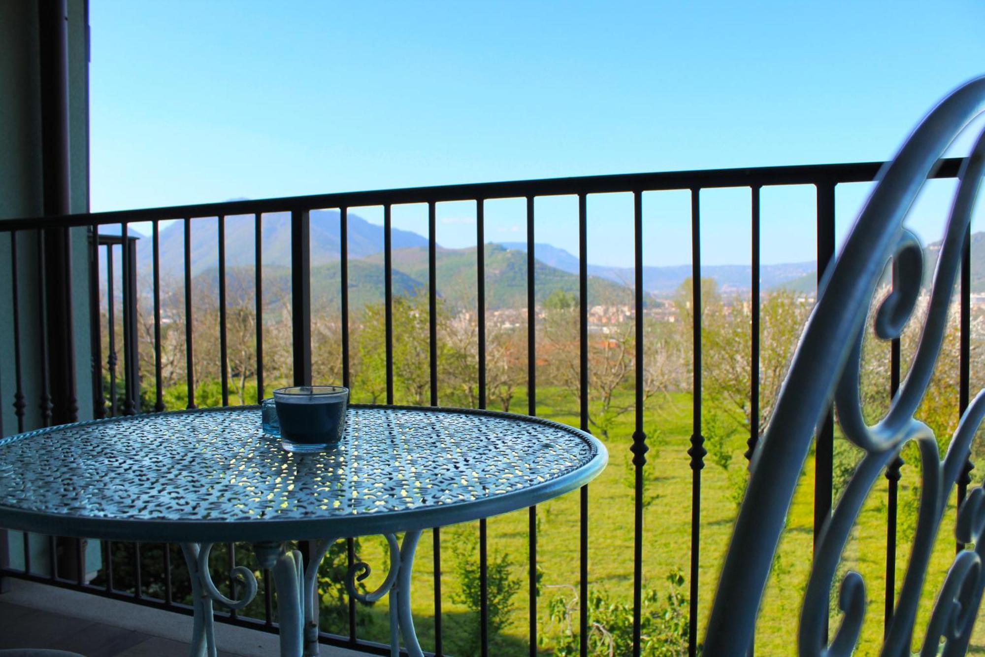 ميركاتو سان سيفيرينو Caledonia B&B المظهر الخارجي الصورة