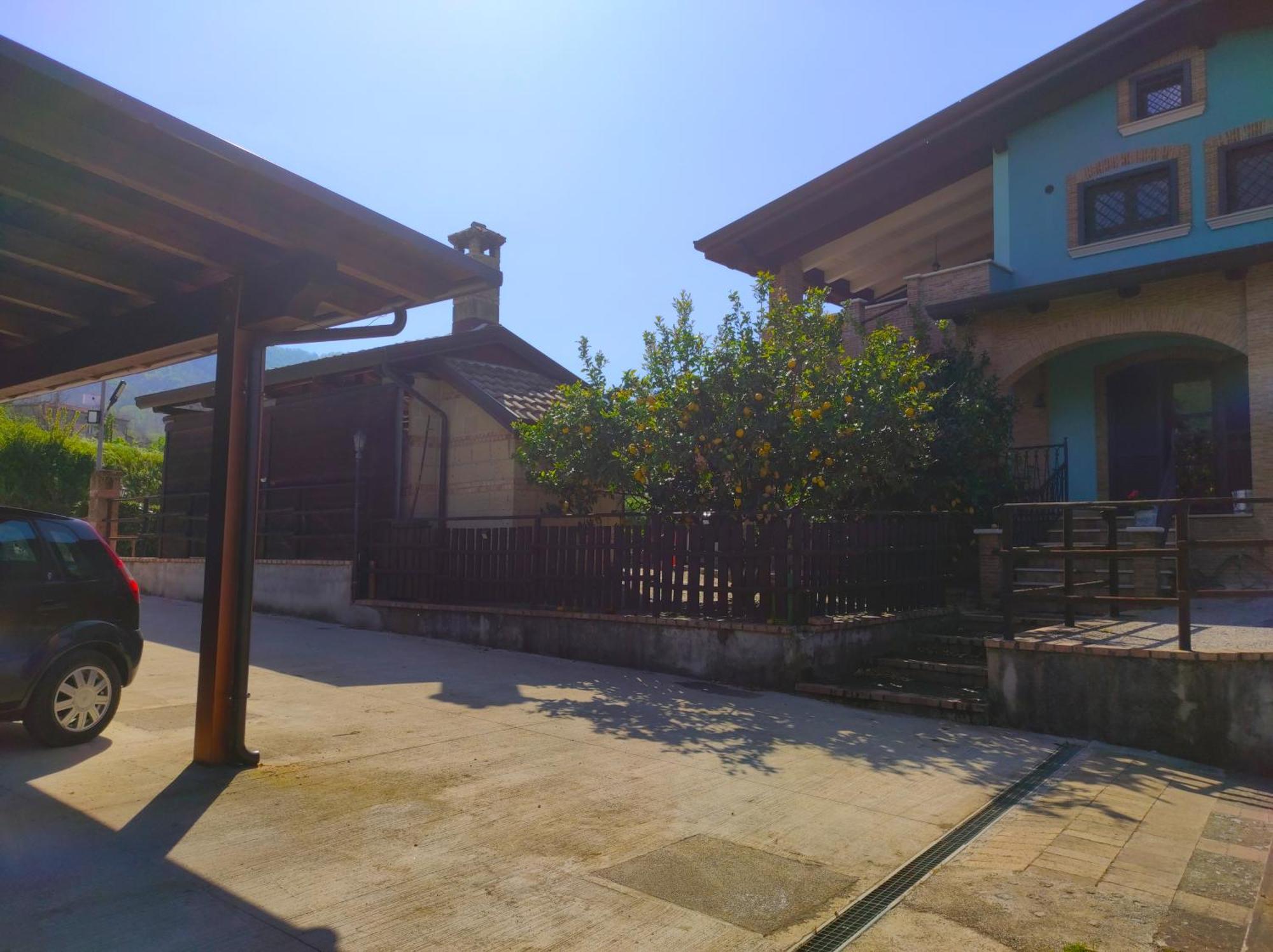 ميركاتو سان سيفيرينو Caledonia B&B المظهر الخارجي الصورة