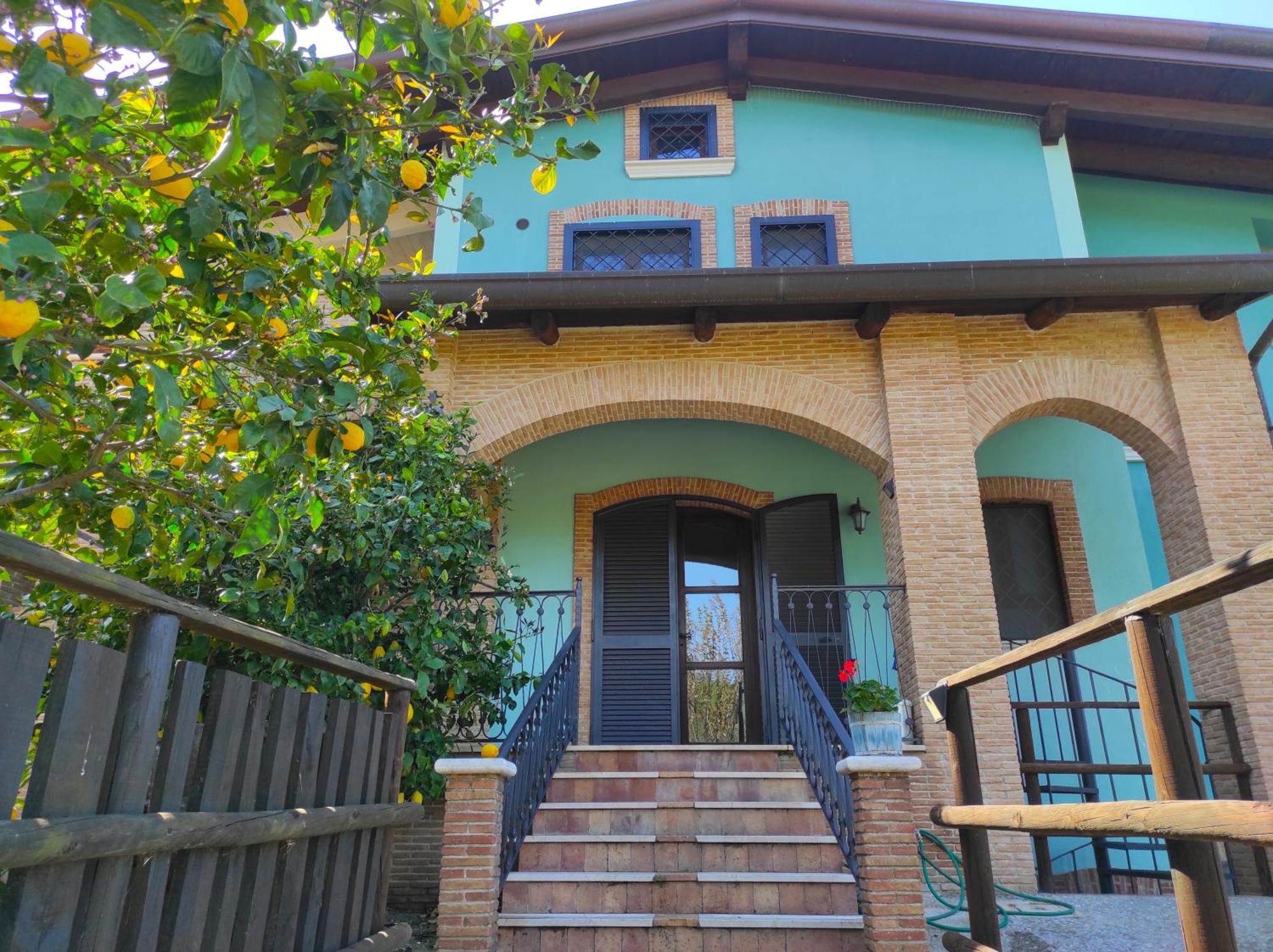 ميركاتو سان سيفيرينو Caledonia B&B المظهر الخارجي الصورة