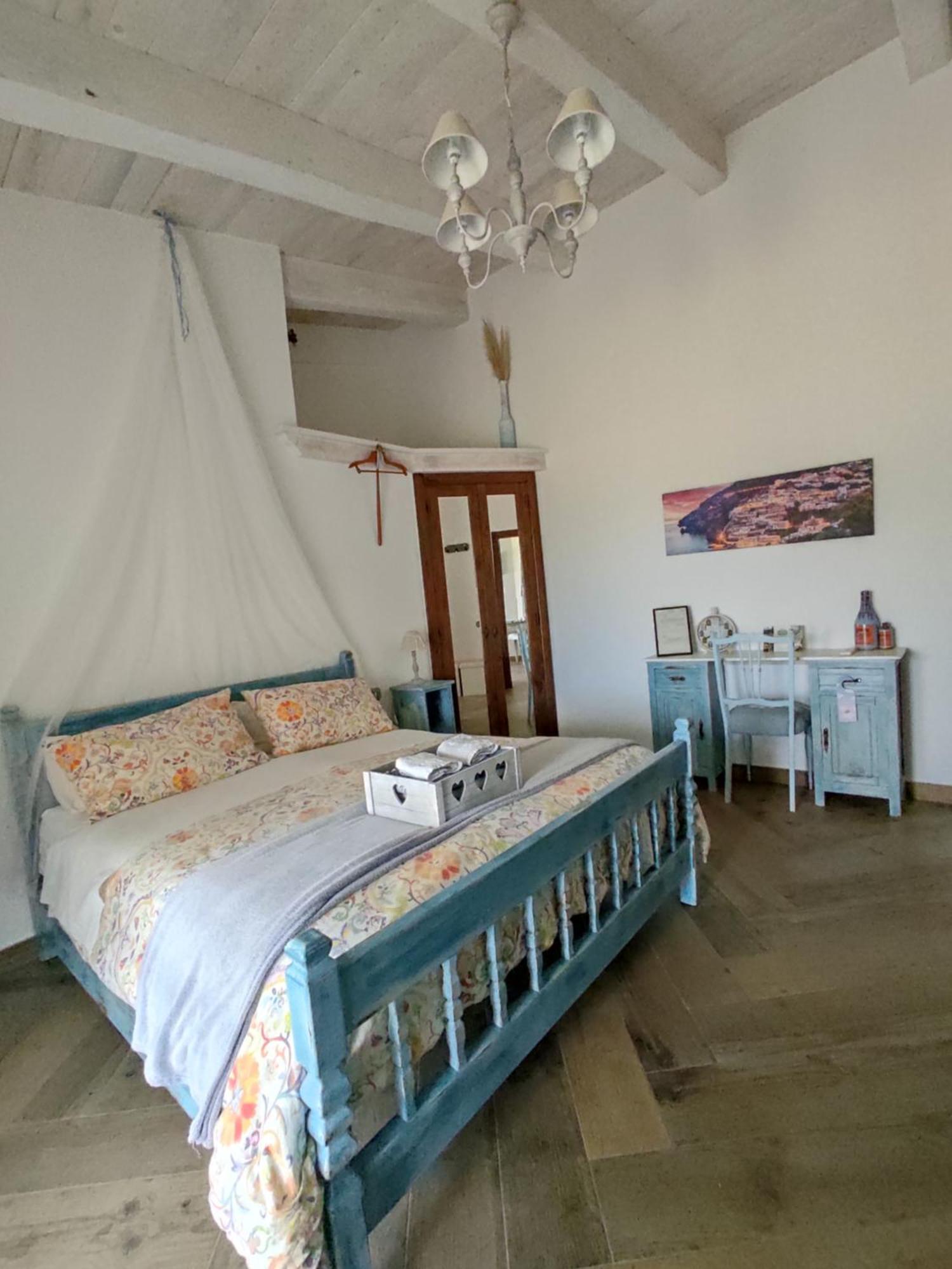 ميركاتو سان سيفيرينو Caledonia B&B المظهر الخارجي الصورة